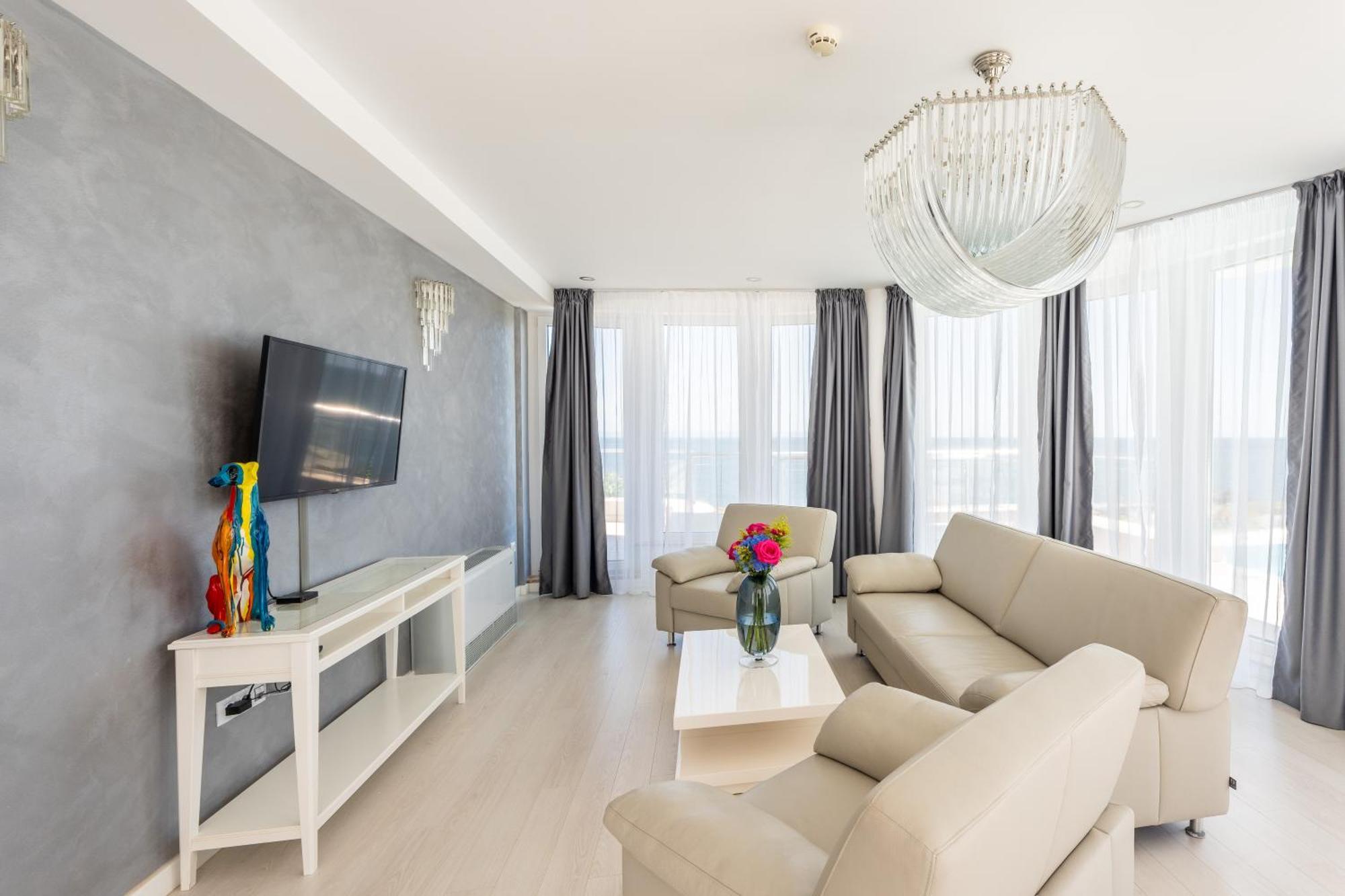 The Lodge Summer Apartments Sozopol Bagian luar foto