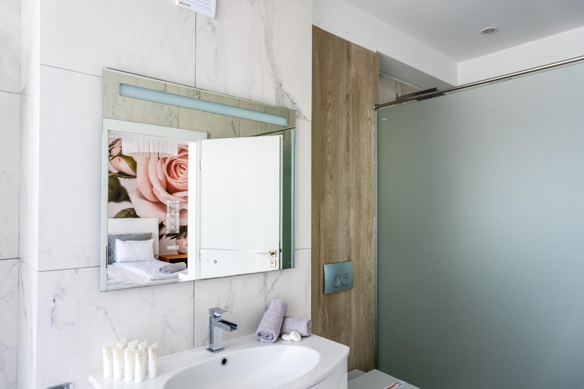 The Lodge Summer Apartments Sozopol Bagian luar foto